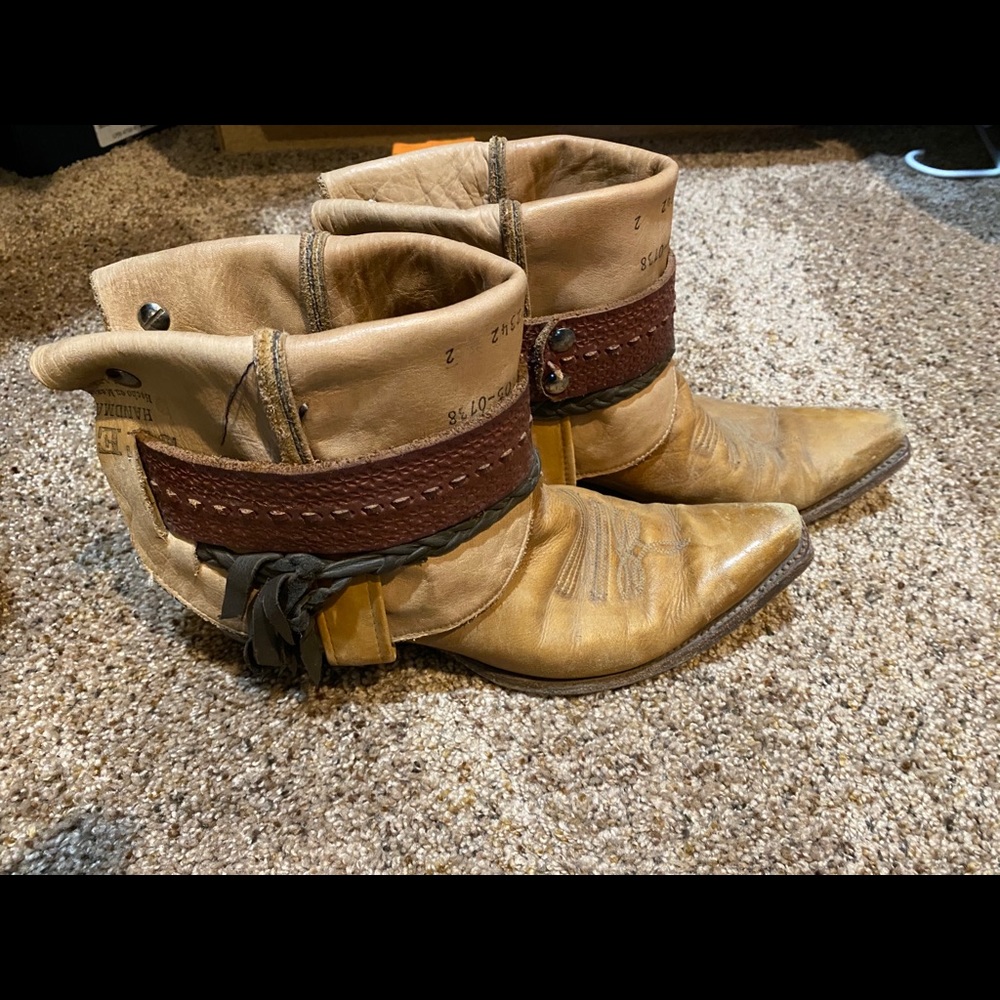 Canty Boots